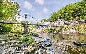 The Chainbridge Hotel